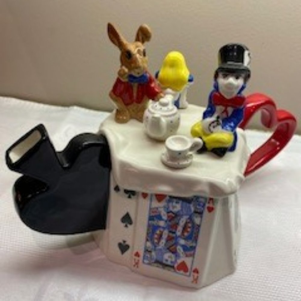 Collectible Tea Pots - Picture 3 of 10